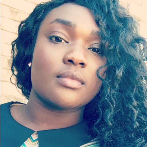 Meet your Posher, Nyunyu - Picture 1 of 1